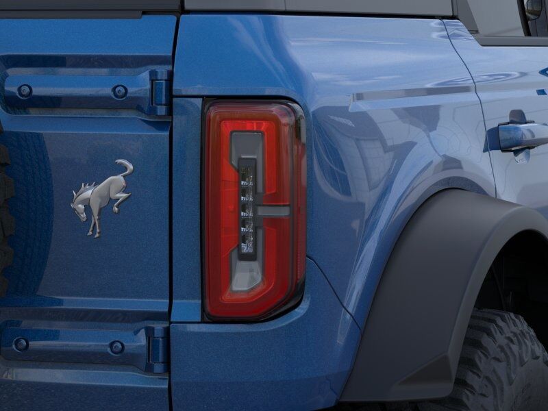 2024 Ford Bronco Outer Banks Green Bay WI