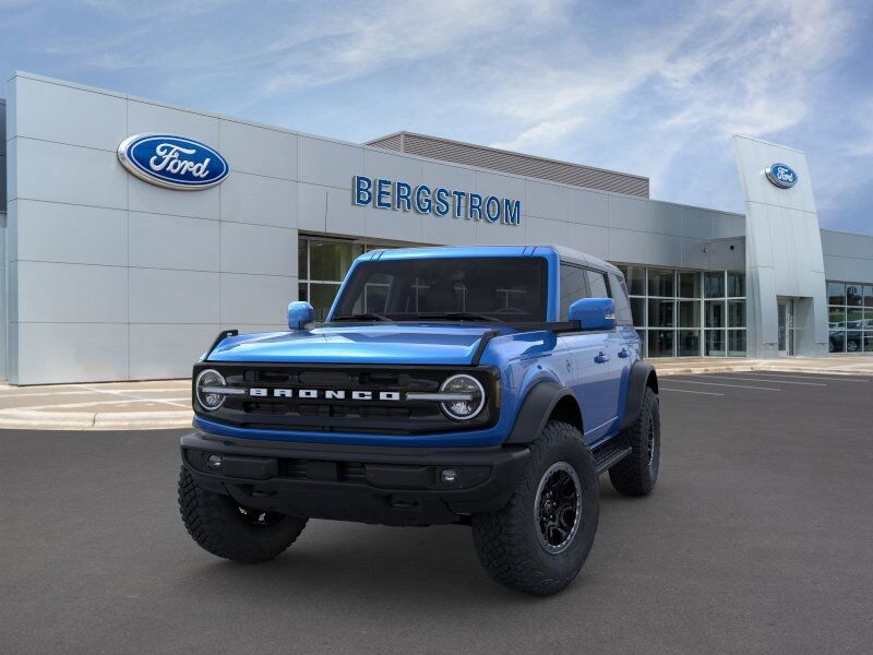 2024 Ford Bronco Outer Banks Green Bay WI