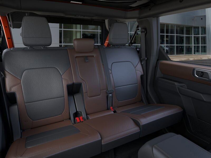 2024 Ford Bronco Outer Banks Green Bay WI