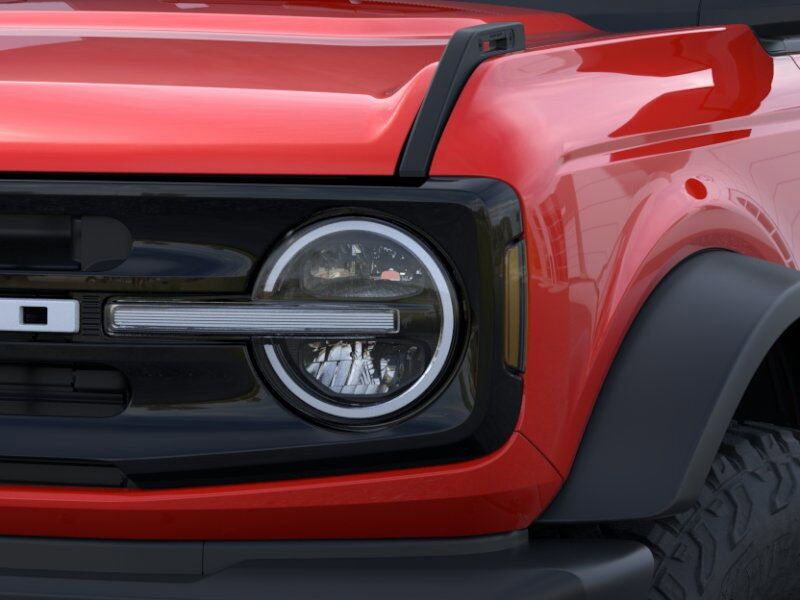 2024 Ford Bronco Outer Banks Green Bay WI