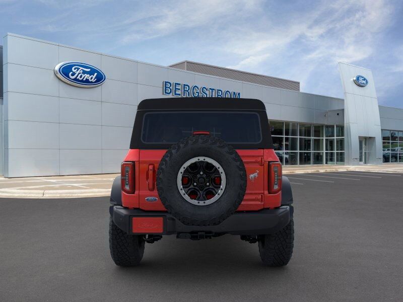 2024 Ford Bronco Outer Banks Green Bay WI