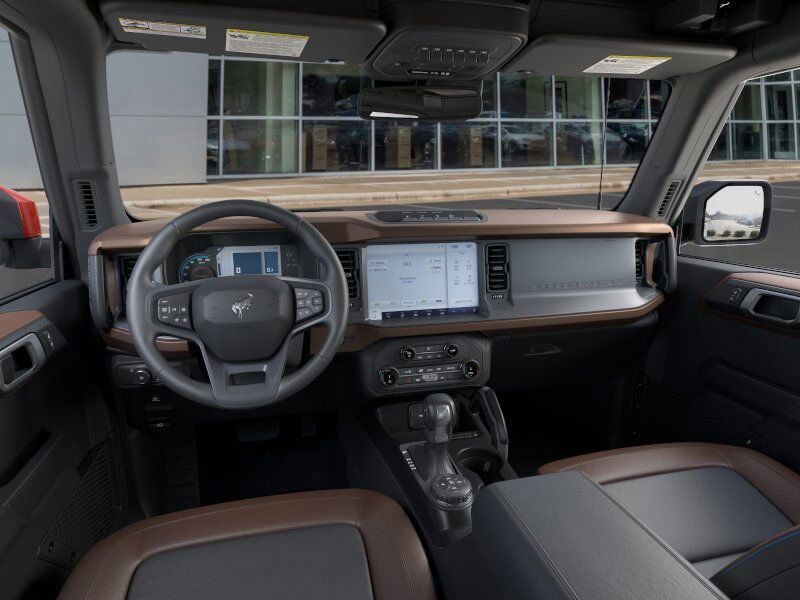 2024 Ford Bronco Outer Banks Green Bay WI