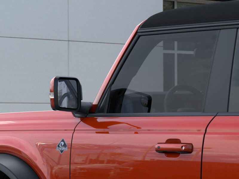 2024 Ford Bronco Outer Banks Green Bay WI