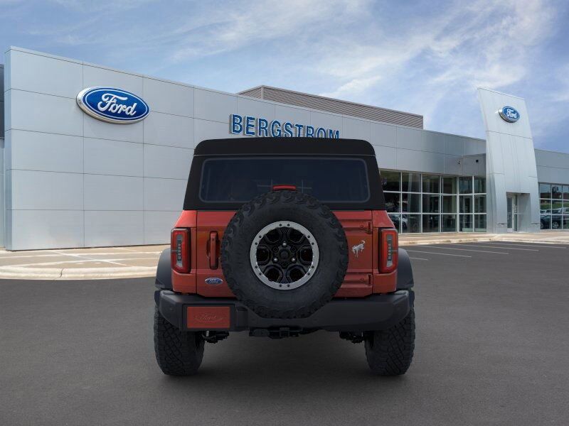 2024 Ford Bronco Outer Banks Green Bay WI