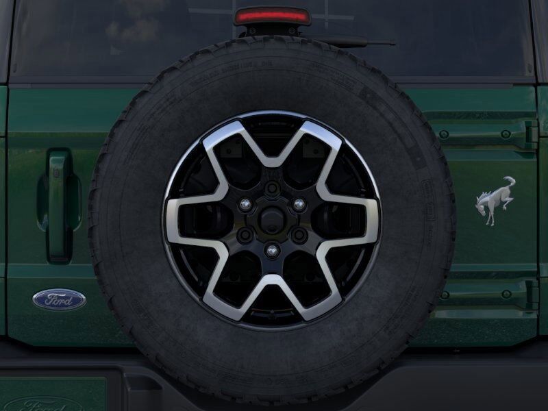 2024 Ford Bronco Outer Banks Green Bay WI