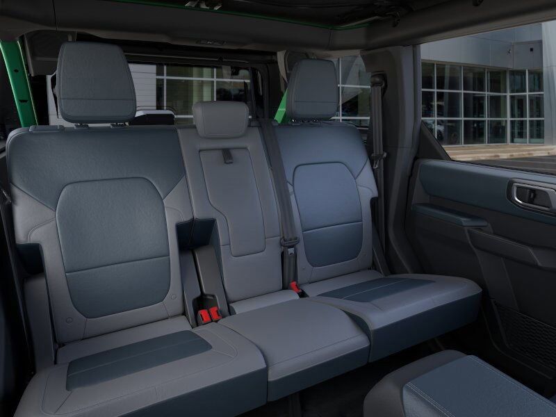 2024 Ford Bronco Outer Banks Green Bay WI