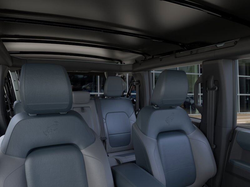 2024 Ford Bronco Outer Banks Green Bay WI