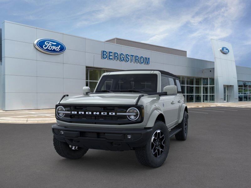 2024 Ford Bronco Outer Banks Green Bay WI