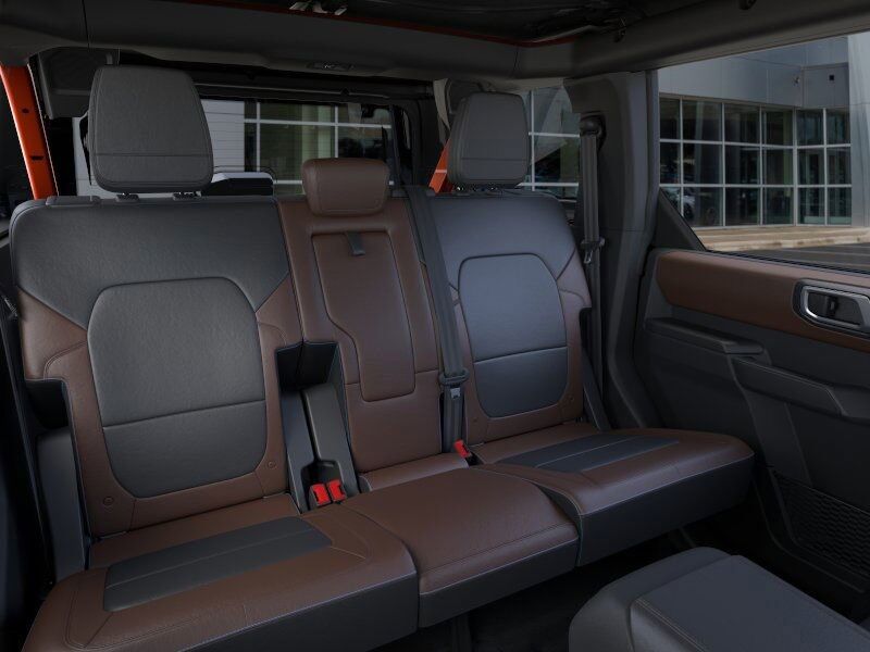 2024 Ford Bronco Outer Banks Green Bay WI