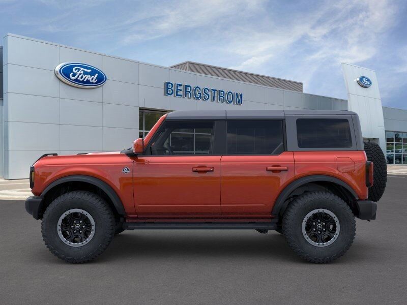2024 Ford Bronco Outer Banks Green Bay WI