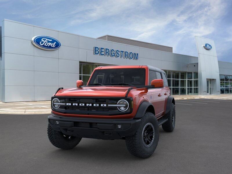 2024 Ford Bronco Outer Banks Green Bay WI
