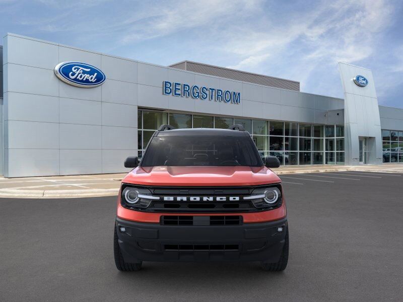 2024 Ford Bronco Sport Outer Banks Green Bay WI