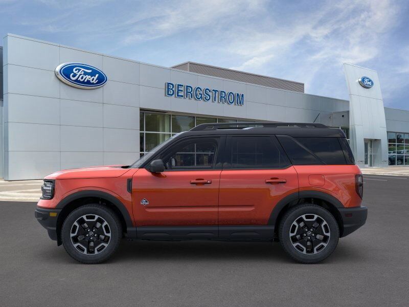 2024 Ford Bronco Sport Outer Banks Green Bay WI