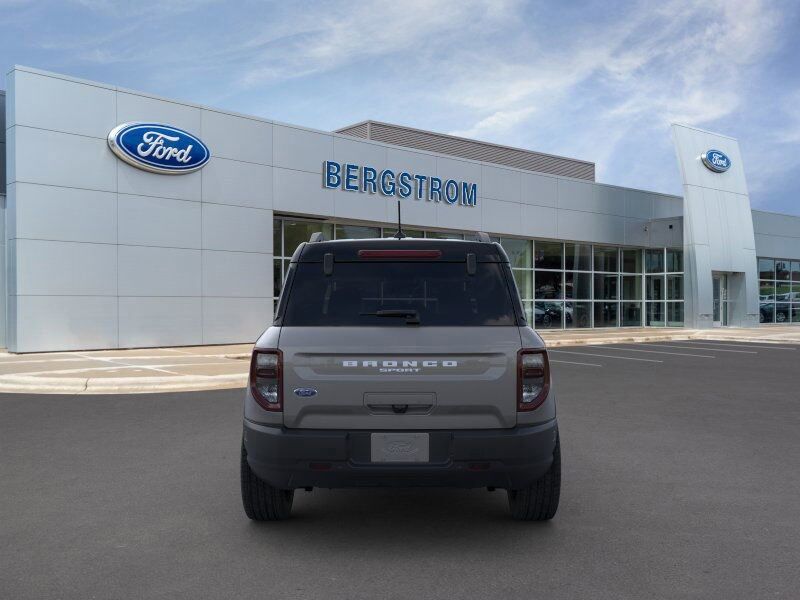 2024 Ford Bronco Sport Outer Banks Green Bay WI