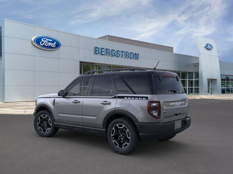 2024 Ford Bronco Sport Outer Banks Green Bay WI