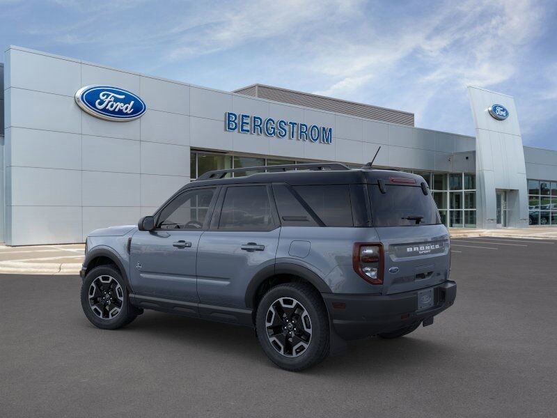 2024 Ford Bronco Sport Outer Banks Green Bay WI