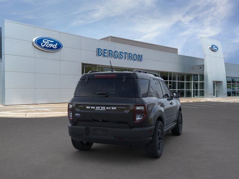 2024 Ford Bronco Sport Outer Banks Green Bay WI
