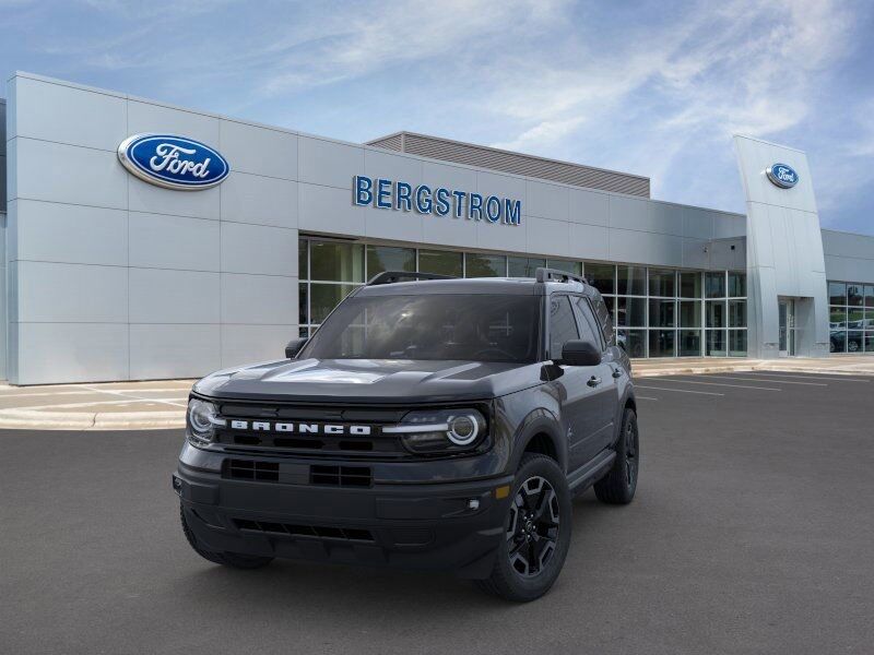 2024 Ford Bronco Sport Outer Banks Green Bay WI