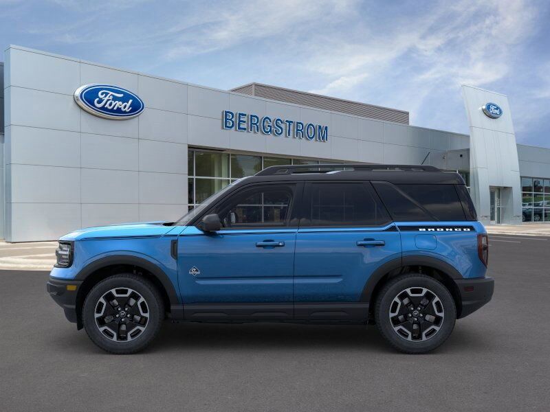 2024 Ford Bronco Sport Outer Banks Green Bay WI