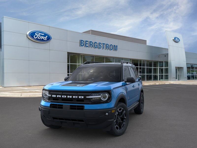 2024 Ford Bronco Sport Outer Banks Green Bay WI