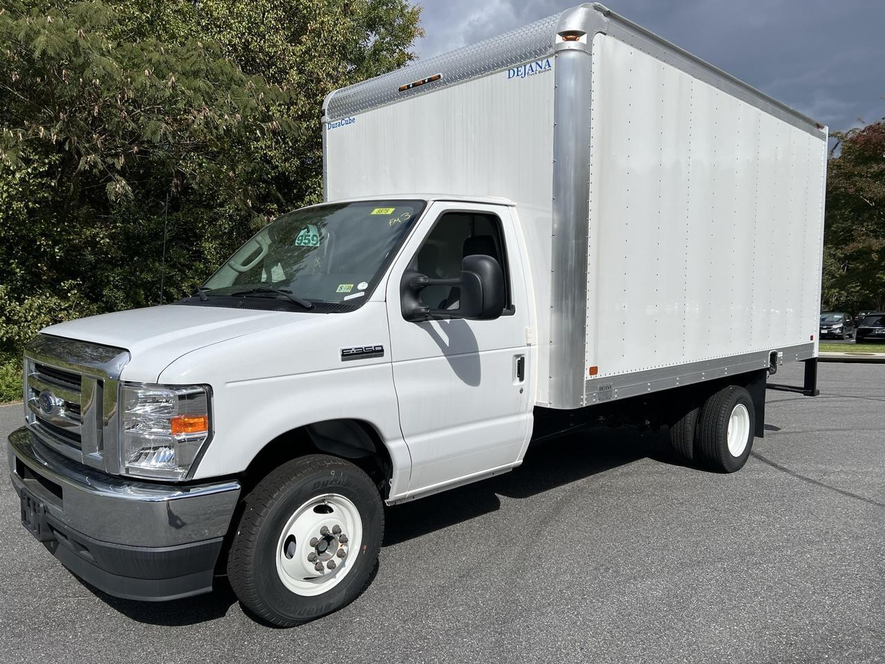 2024 Ford E-350SD Base