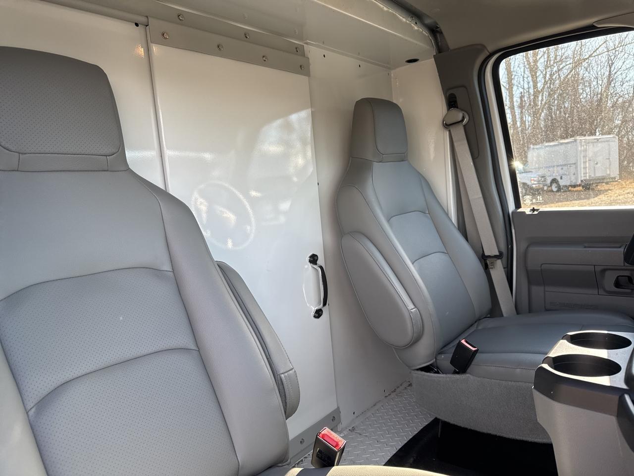 2024 Ford E-350SD Base Warrenton VA