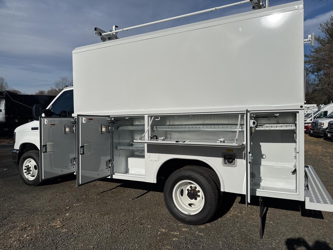 2024 Ford E-350SD Base Warrenton VA