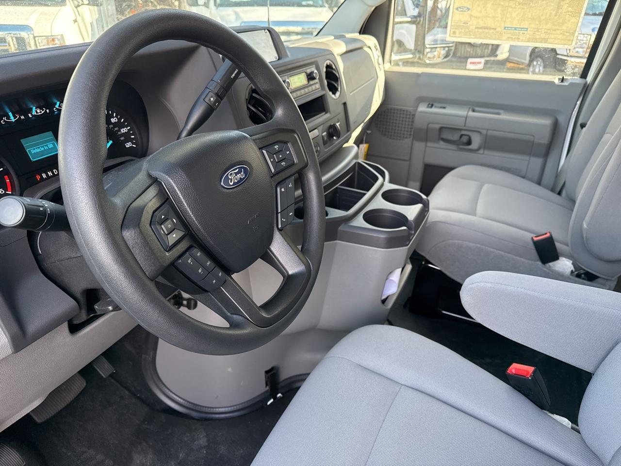 2024 Ford E-450SD Base Warrenton VA