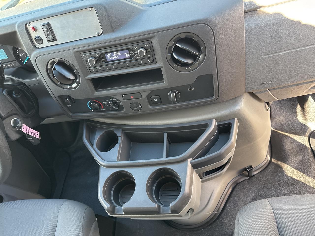 2024 Ford E-450SD Base Warrenton VA