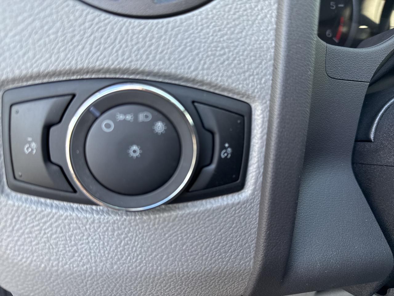 2024 Ford E-450SD Base Warrenton VA