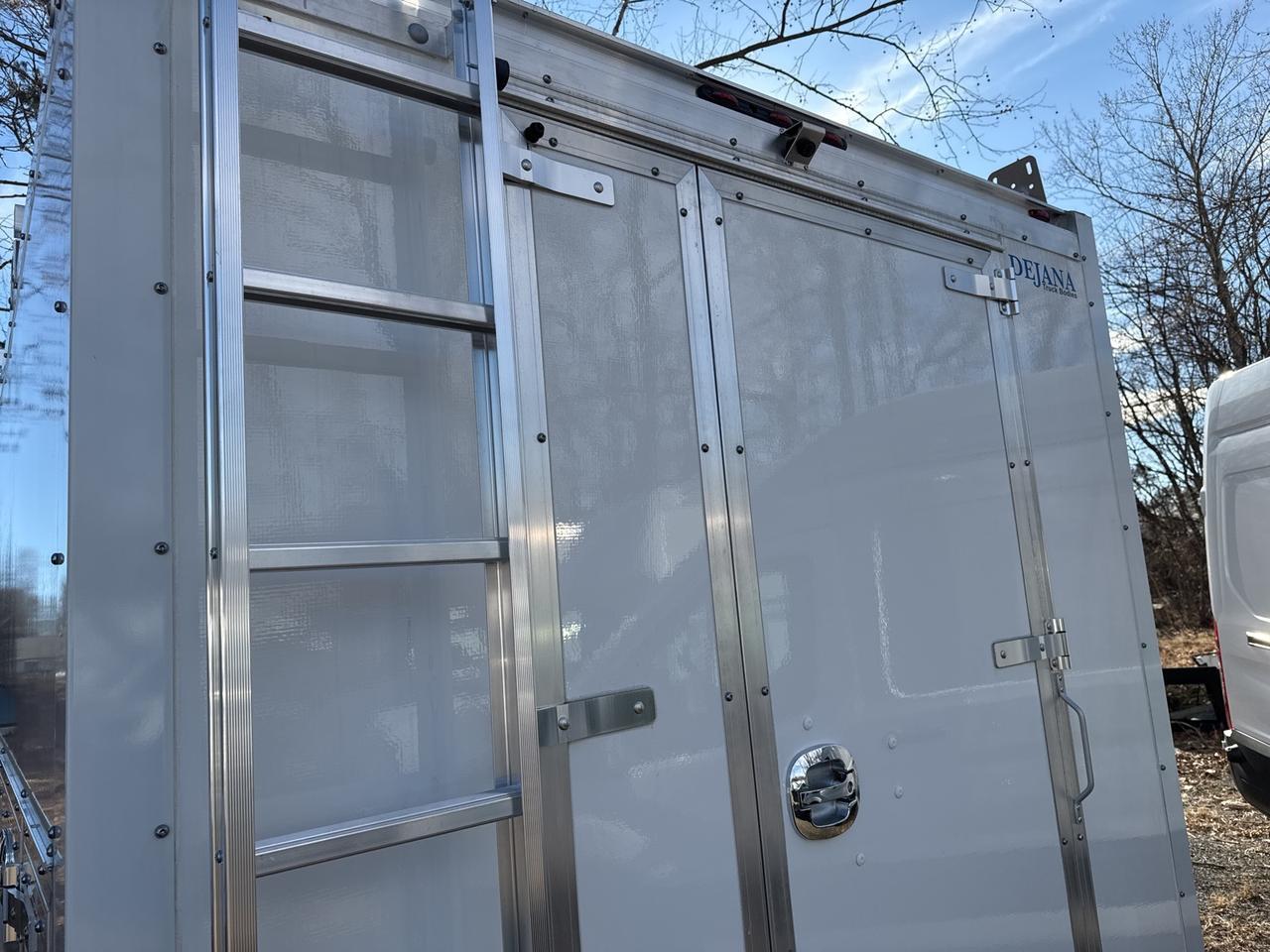 2024 Ford E-450SD Base Warrenton VA