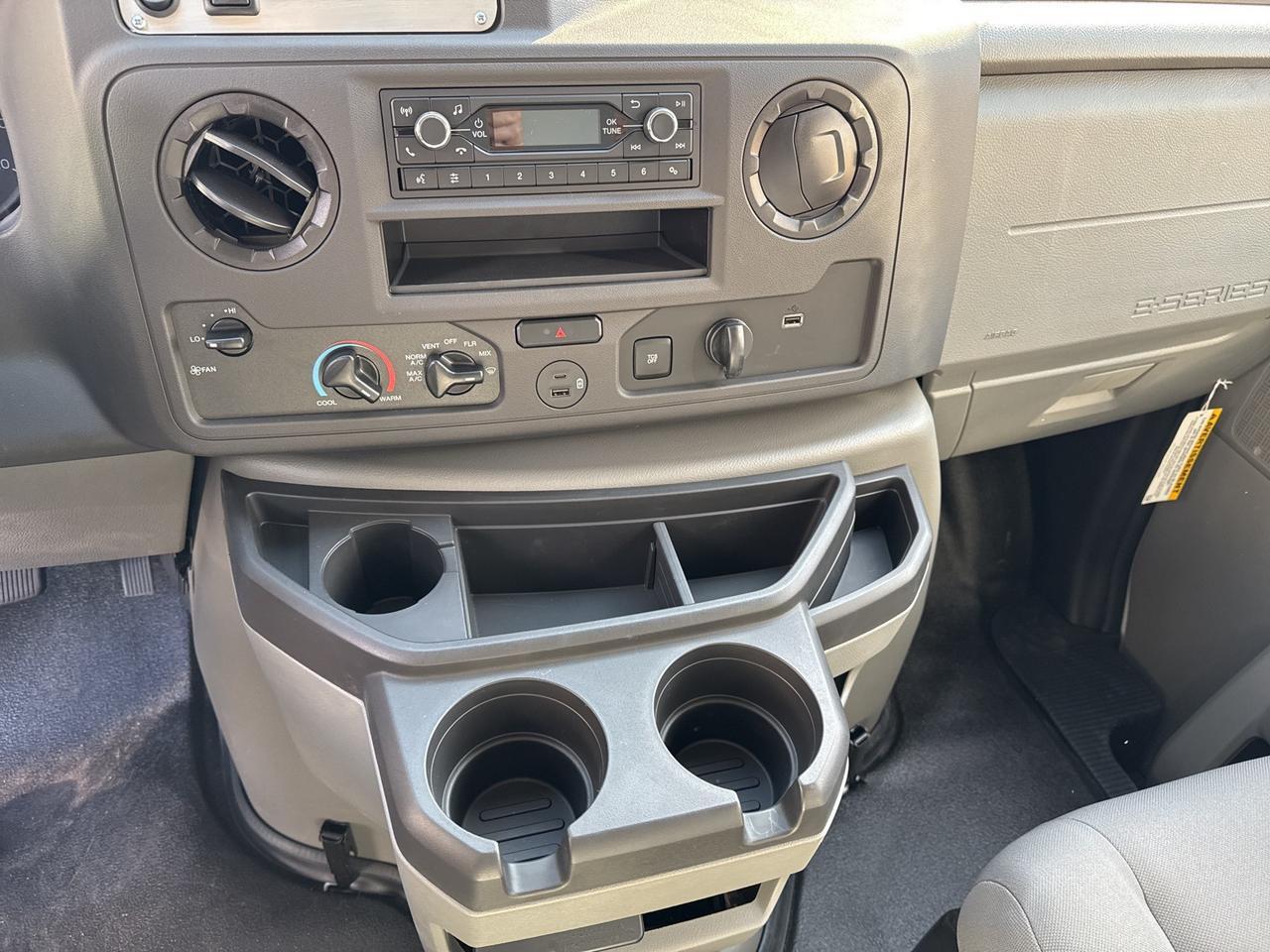 2024 Ford E-450SD Base Warrenton VA