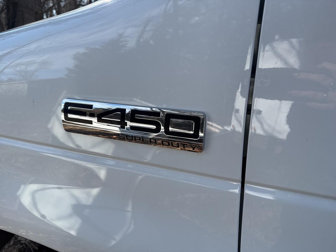 2024 Ford E-450SD Base Warrenton VA
