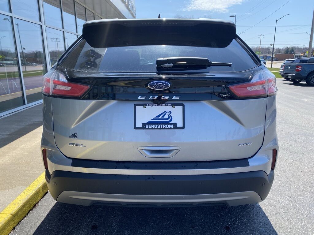 2024 Ford Edge SEL Green Bay WI