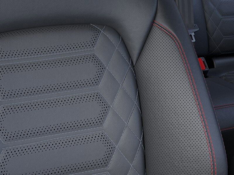 2024 Ford Escape Hybrid ST-Line Elite Green Bay WI