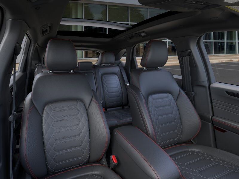 2024 Ford Escape Hybrid ST-Line Elite Green Bay WI