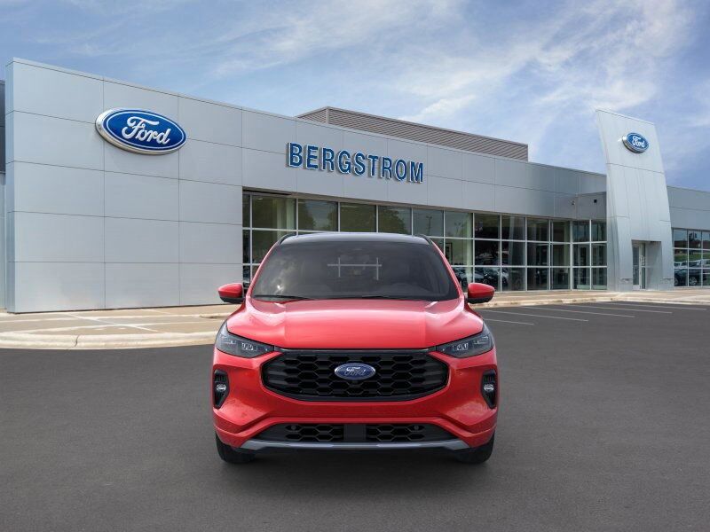 2024 Ford Escape Hybrid ST-Line Elite Green Bay WI