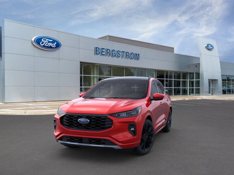 2024 Ford Escape Hybrid ST-Line Elite Green Bay WI