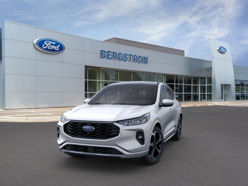 2024 Ford Escape ST-Line Select Green Bay WI