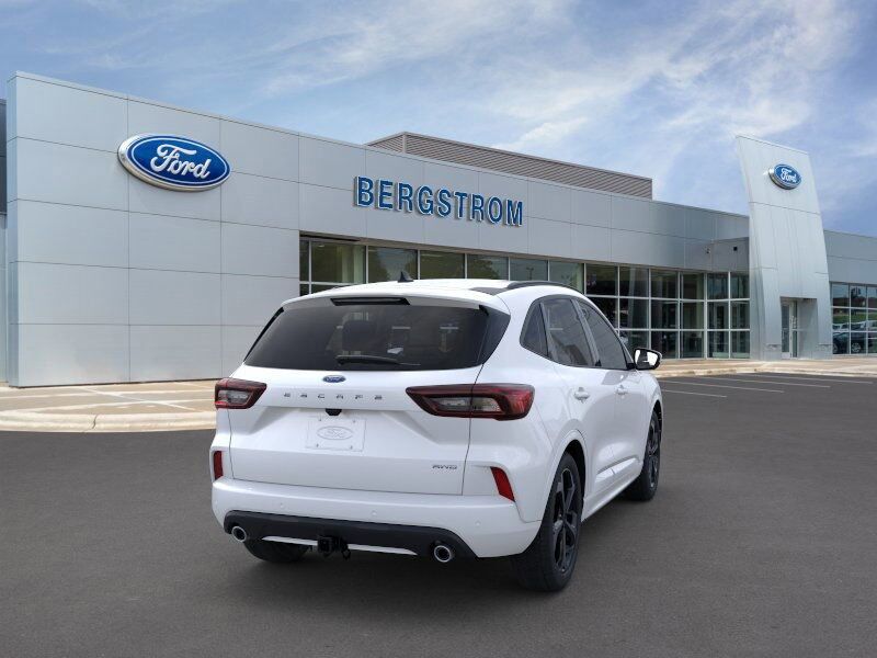 2024 Ford Escape ST-Line Select Green Bay WI