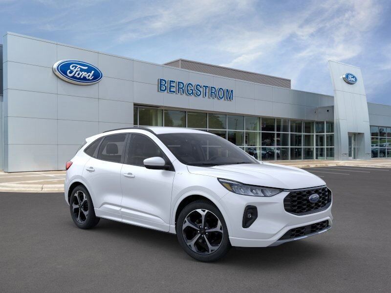 2024 Ford Escape ST-Line Select Green Bay WI