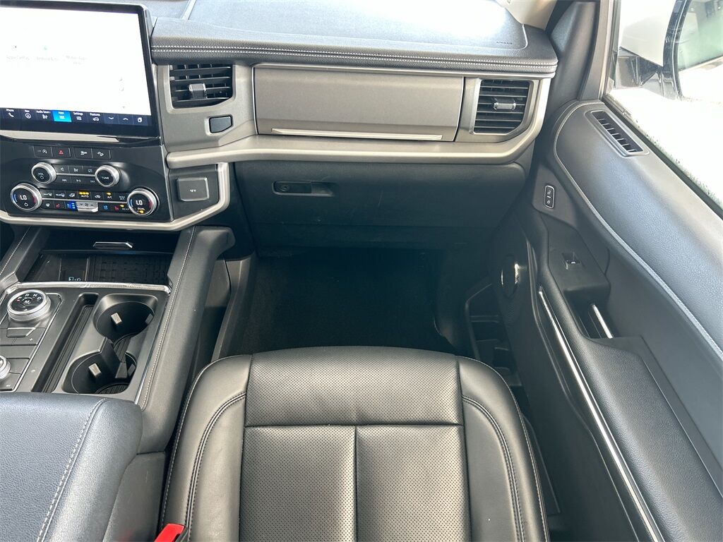 2024 Ford Expedition Max XLT Quincy MA
