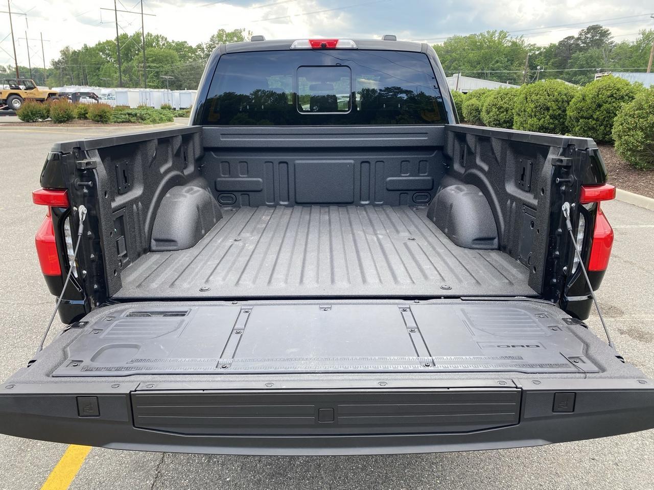 2024 Ford F-150 Lightning Lariat Ashland VA