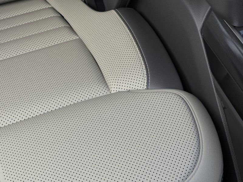 2024 Ford F-150 Lightning Platinum Gaithersburg MD