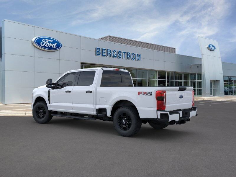 2024 Ford F-350SD XL Green Bay WI