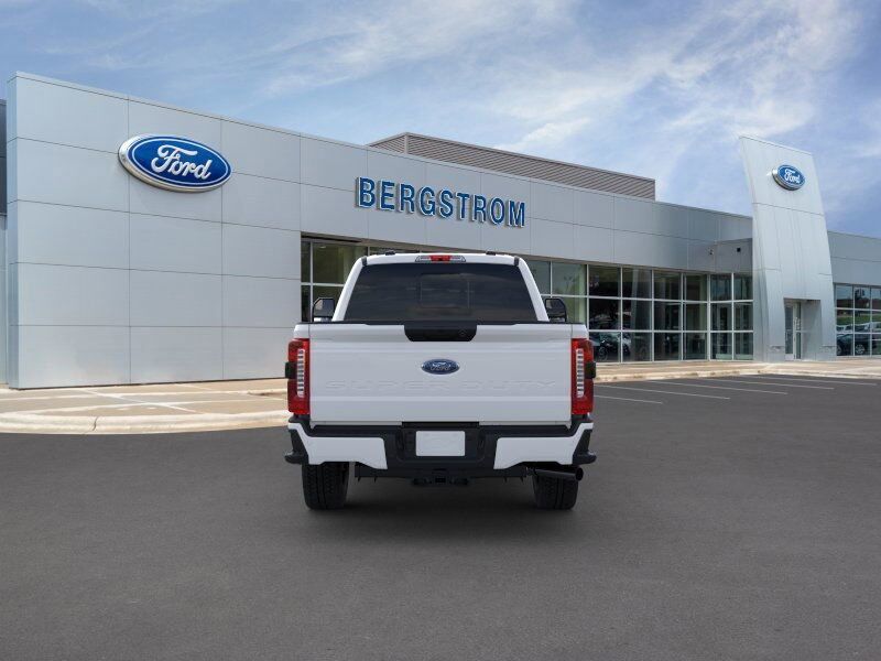 2024 Ford F-350SD XL Green Bay WI