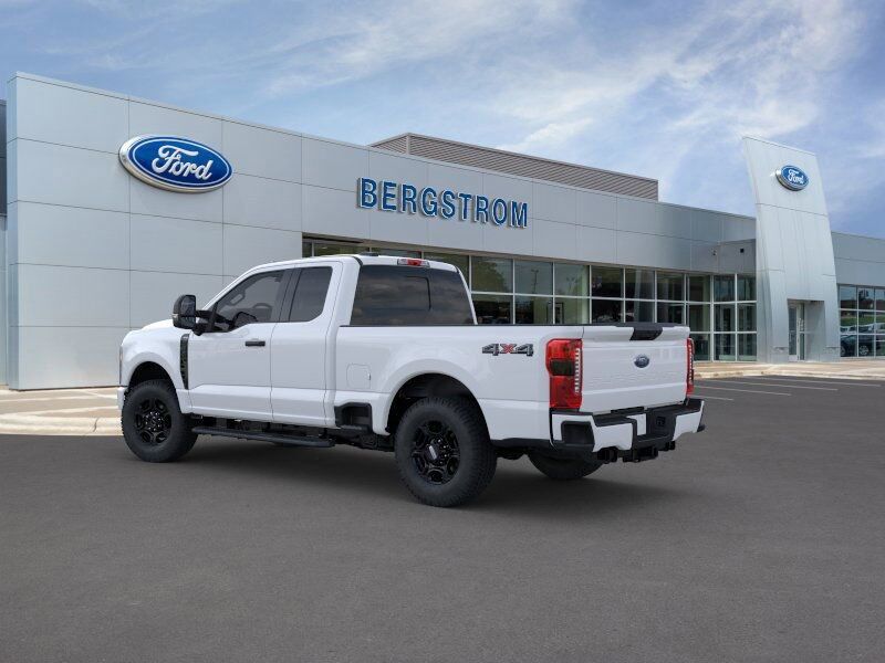 2024 Ford F-350SD XL Green Bay WI