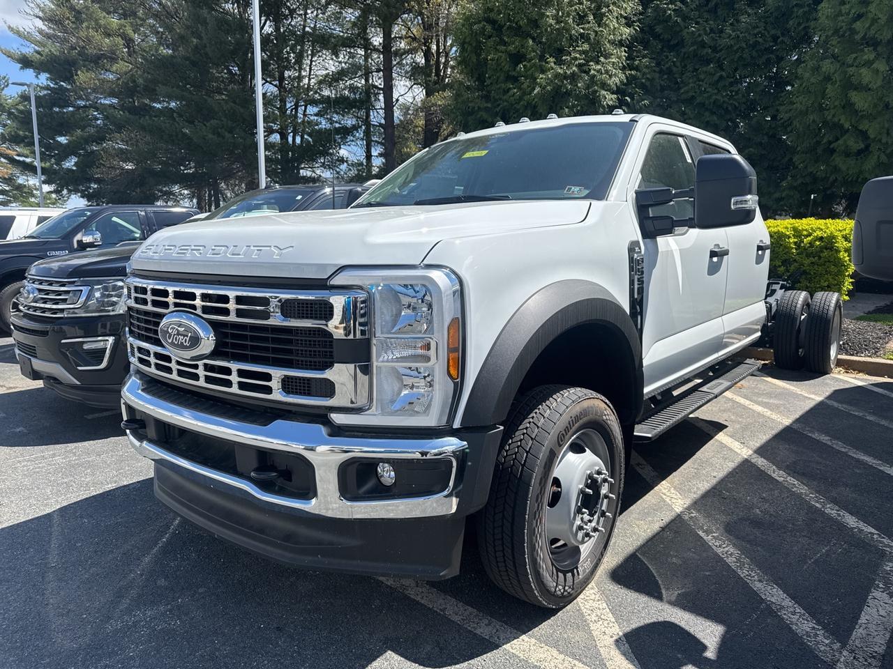 2024 Ford F-550SD XL