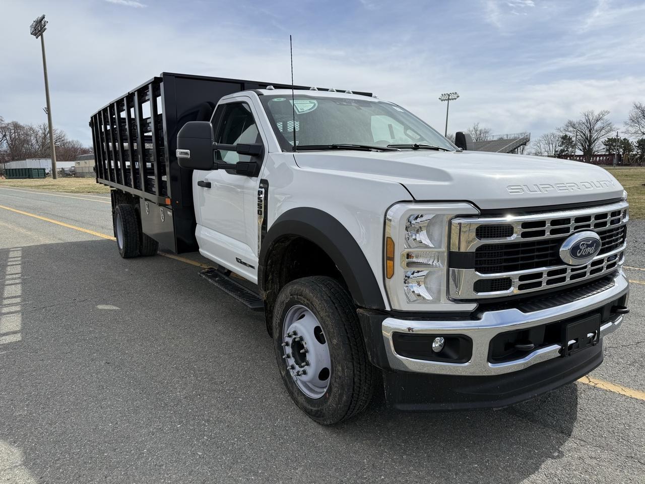 2024 Ford F-550SD XL
