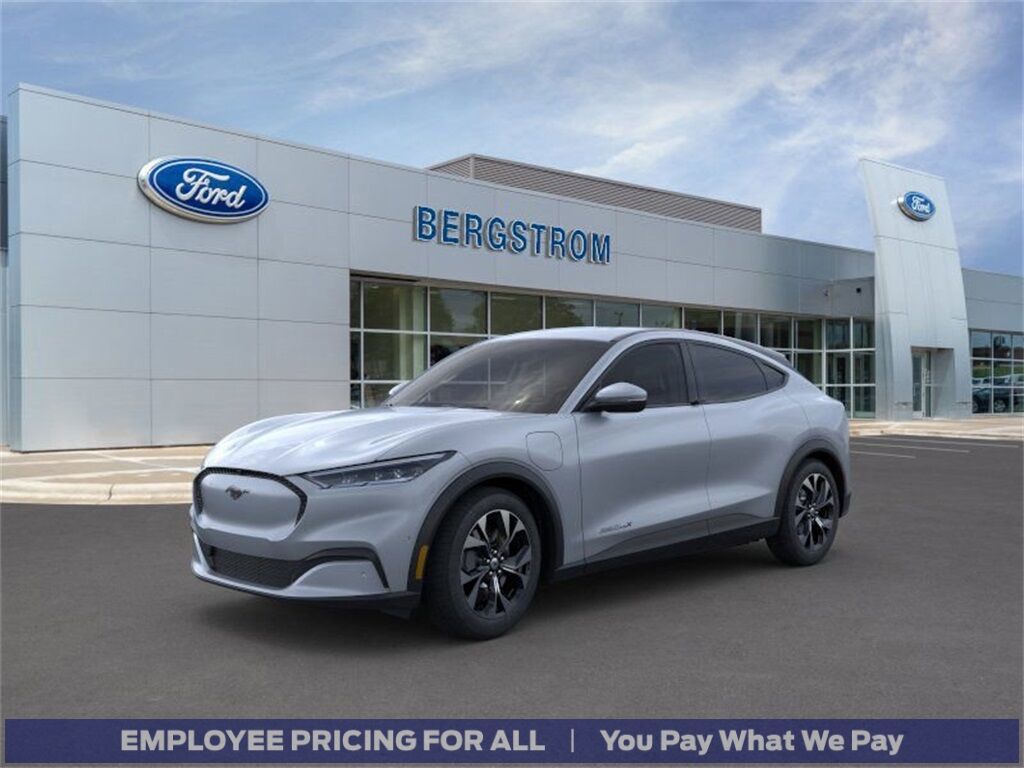 2024 Ford MUSTANG MACH-E Select Green Bay WI
